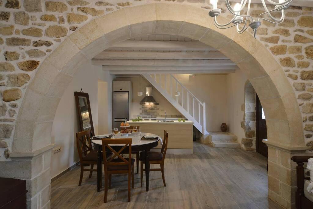 Villa Christini A Luxury Villa With Amazing Views Tzitzifes Bagian luar foto