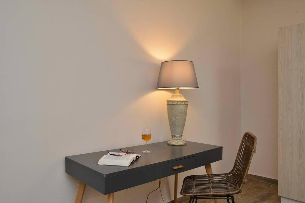 Villa Christini A Luxury Villa With Amazing Views Tzitzifes Bagian luar foto