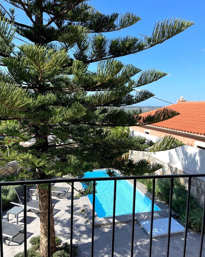 Villa Christini A Luxury Villa With Amazing Views Tzitzifes Bagian luar foto